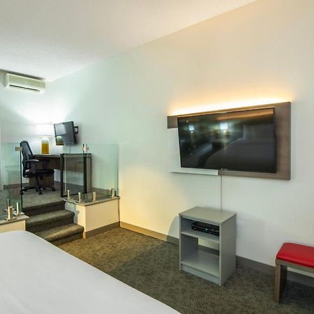 Comfort Inn Mont Laurier Zewnętrze zdjęcie