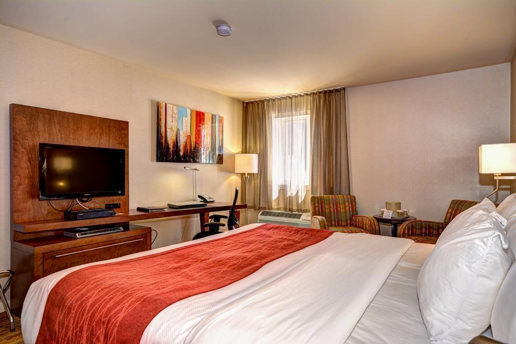 Comfort Inn Mont Laurier Zewnętrze zdjęcie
