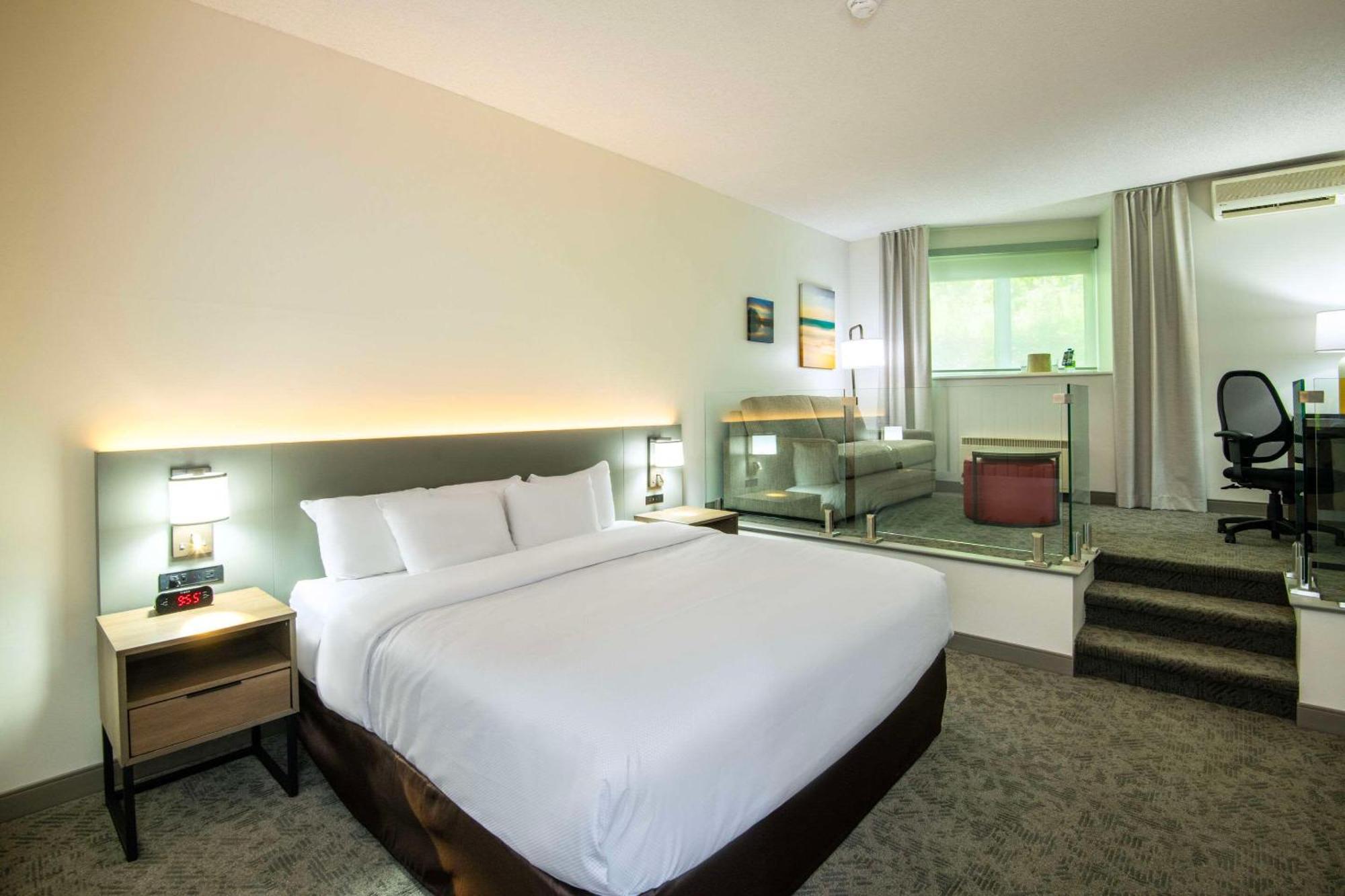 Comfort Inn Mont Laurier Zewnętrze zdjęcie