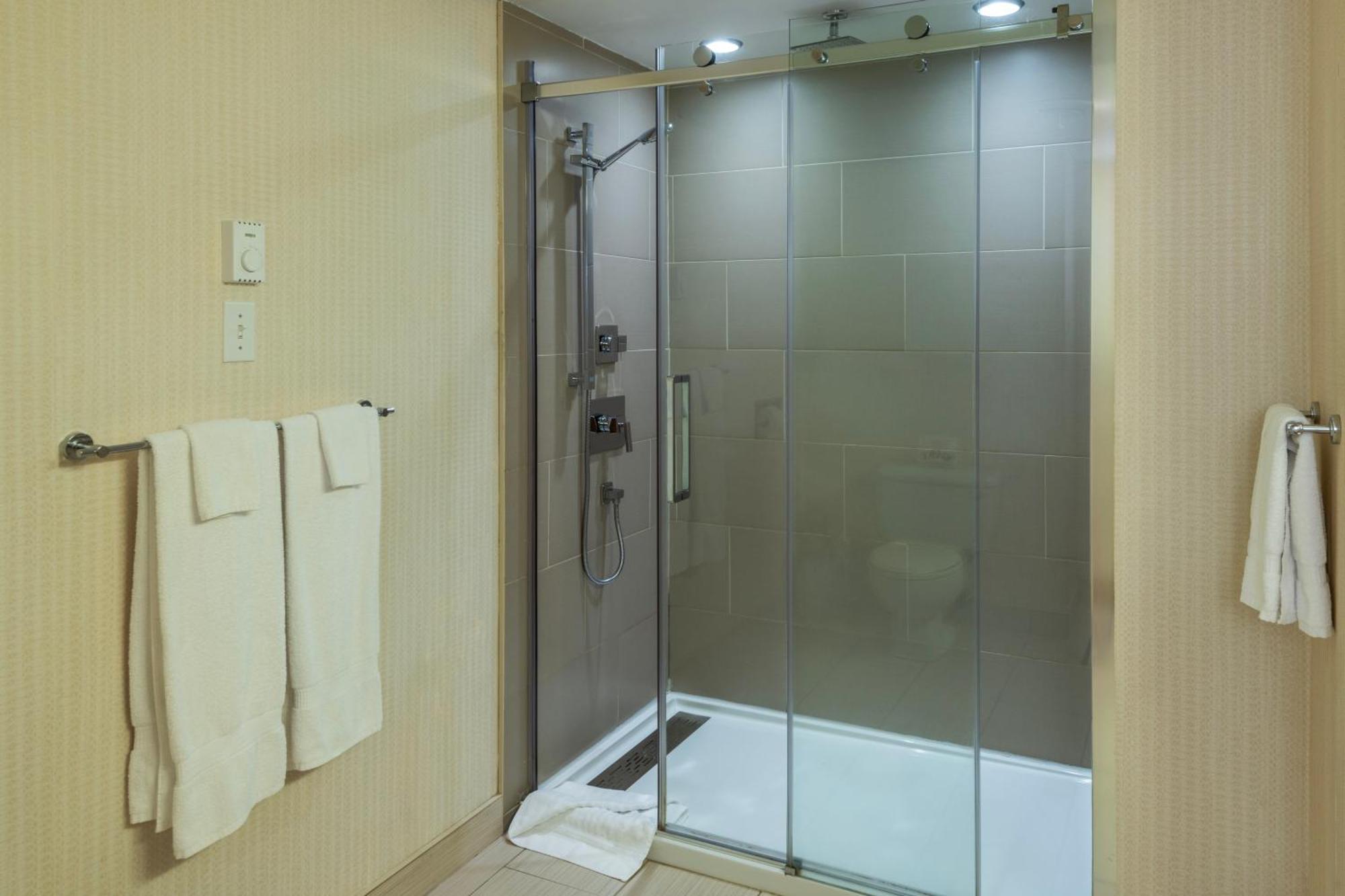 Comfort Inn Mont Laurier Zewnętrze zdjęcie