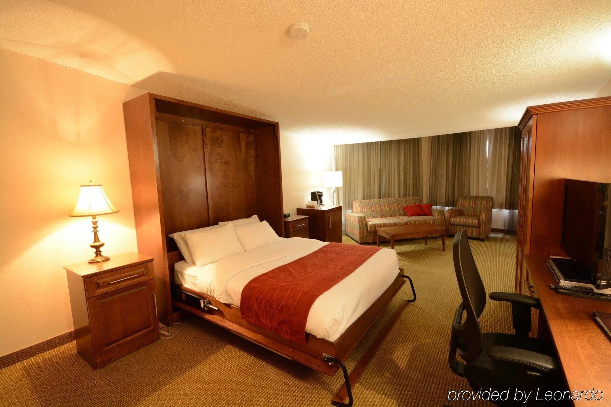 Comfort Inn Mont Laurier Zewnętrze zdjęcie