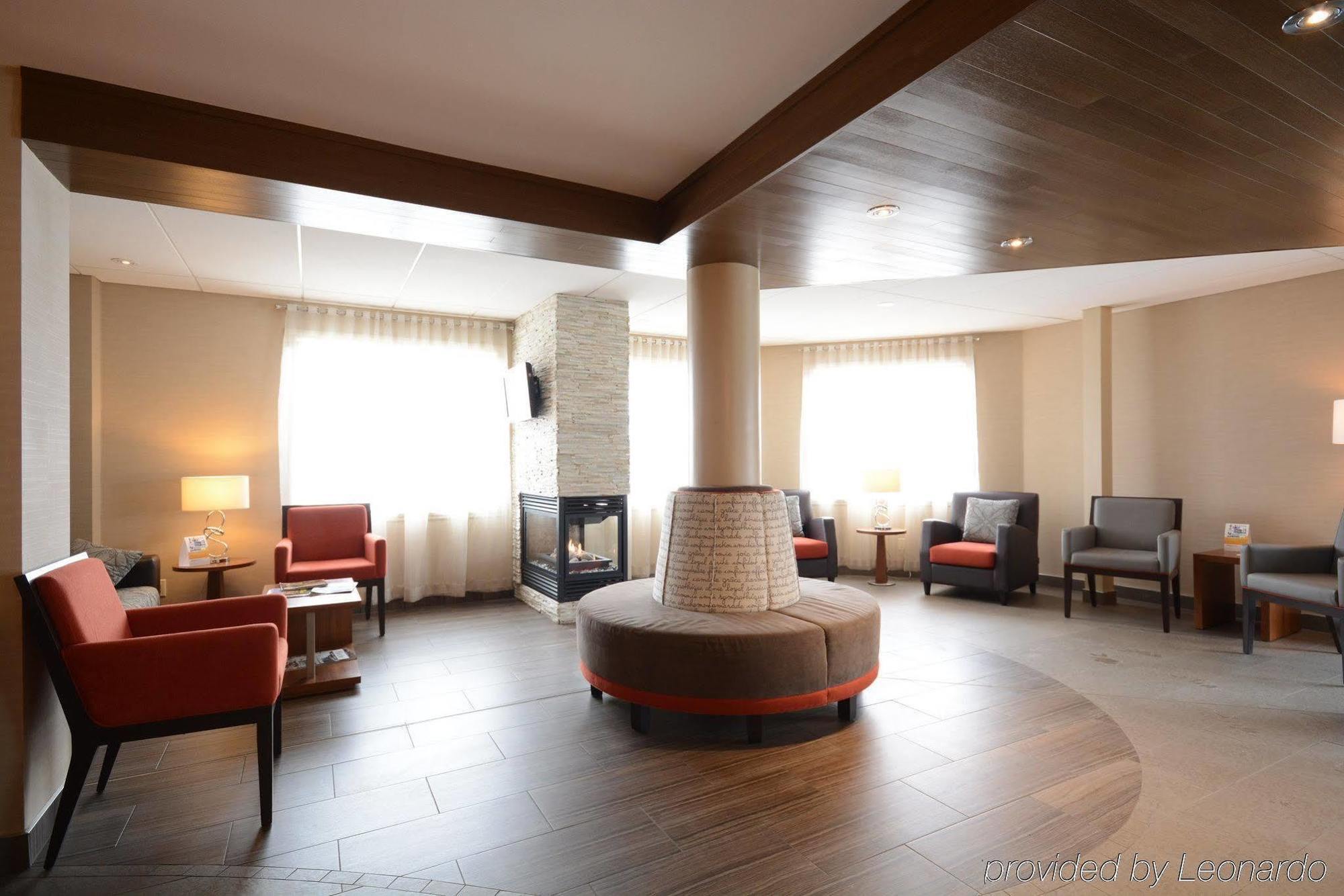 Comfort Inn Mont Laurier Zewnętrze zdjęcie