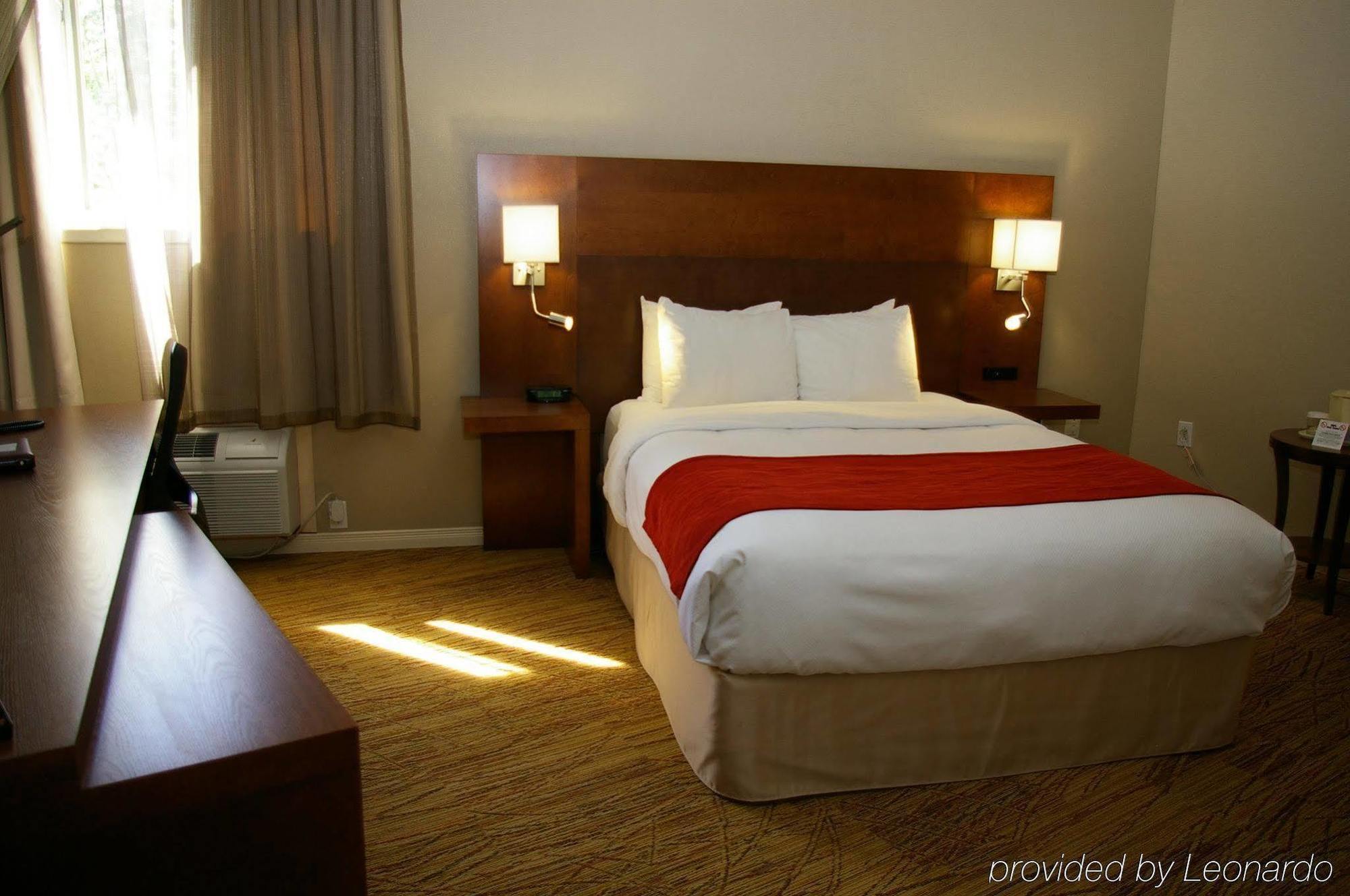 Comfort Inn Mont Laurier Zewnętrze zdjęcie